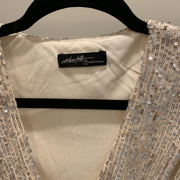 Champagne Sequin Mini Dress by Vici. New Without Tags- Never worn - Picture 2 of 4